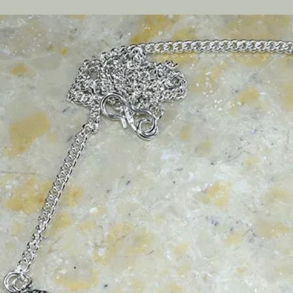 HANDCRAFTER GREEN QUARTZ NECKLACE - Picture 3 of 3